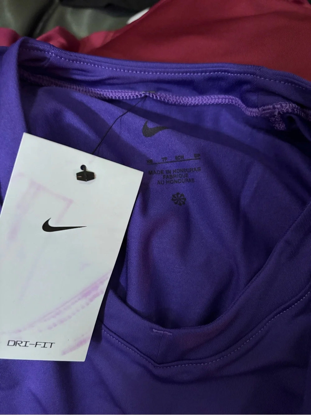 Nike Women’s Purple Short-Sleeve Volleyball Jersey